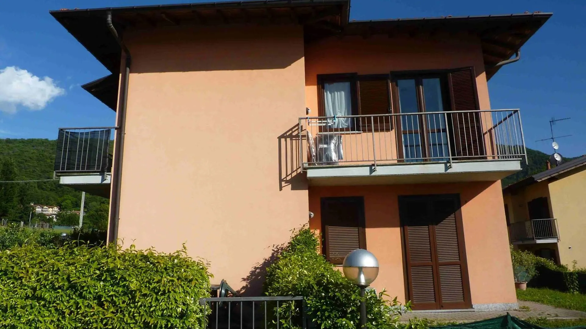 Casa Ines Apartment Brezzo